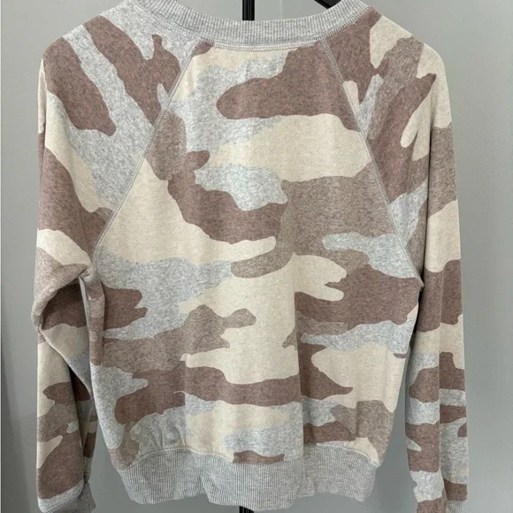 Aerie Neutral Monotone Camo Sweatshirt | Soft Utility Raglan Pullover | XS - Picture 3 of 7